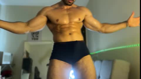 lucasfit24 online show from March 11, 3:08 pm