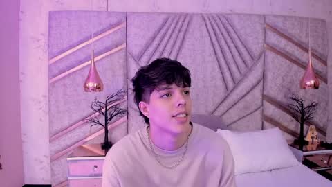 Lucasopry online show from April 26, 12:46 pm