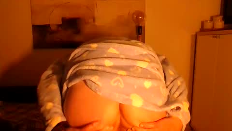 LucBottom online show from February 3, 5:49 am