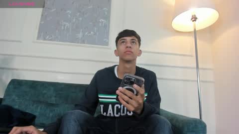 Snapshot of lucian_davi chatting on February 18, 12:06 pm Pirulo online show from February 18, 12:06 pm