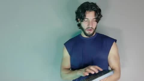 Luciano online show from October 26, 10:45 pm