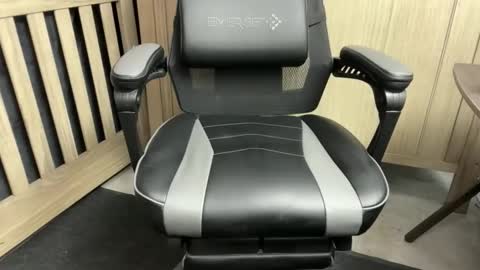 lucifer16661337 online show from November 28, 2:48 am