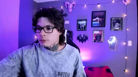 dominic online show from March 19, 7:00 am