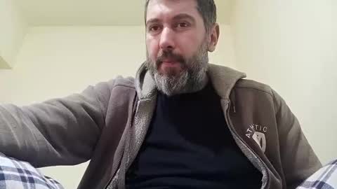 Snapshot of lucifergotharder chatting on December 10, 9:44 am Lucifergotharder online show from December 10, 9:44 am