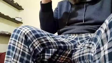 Snapshot of lucifergotharder chatting on December 22, 6:06 am Lucifergotharder online show from December 22, 6:06 am