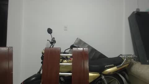 leonel online show from November 14, 10:55 pm