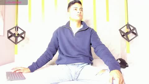 Snapshot of lucii_fer_ chatting on January 16, 11:04 am Leo online show from January 16, 11:04 am