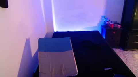 luciifer_hills online show from December 22, 4:37 pm