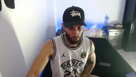 luciifer_hills online show from November 21, 3:33 pm