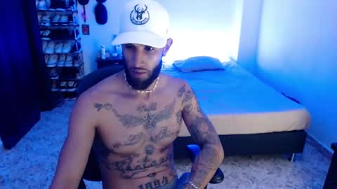 luciifer_hills online show from March 11, 5:35 pm