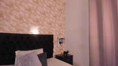 Snapshot of lucio__fox chatting on October 22, 11:58 am Lucio online show from October 22, 11:58 am