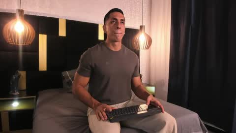 Lucio online show from April 28, 11:37 am