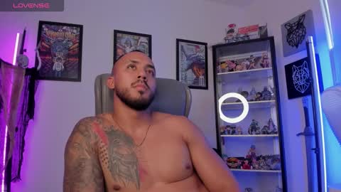 Snapshot of luck_spartans chatting on October 23, 8:45 pm Luck online show from October 23, 8:45 pm