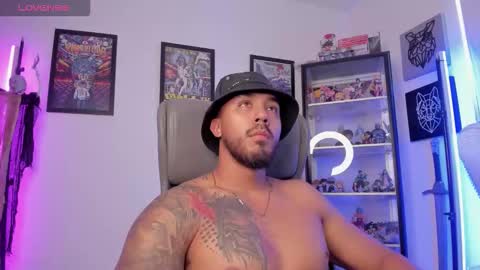 Snapshot of luck_spartans chatting on October 24, 9:05 pm Luck online show from October 24, 9:05 pm