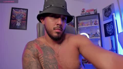 Snapshot of luck_spartans chatting on October 13, 12:05 am Luck online show from October 13, 12:05 am