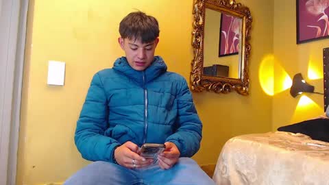 luckk_ online show from April 19, 6:02 am