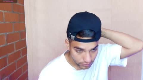 Snapshot of lucky_blessed chatting on February 26, 1:41 pm lucky_blessed online show from February 26, 1:41 pm