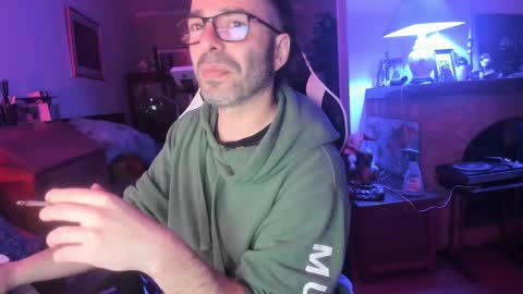 Snapshot of luckydrakex chatting on February 26, 8:20 pm Lucky online show from February 26, 8:20 pm