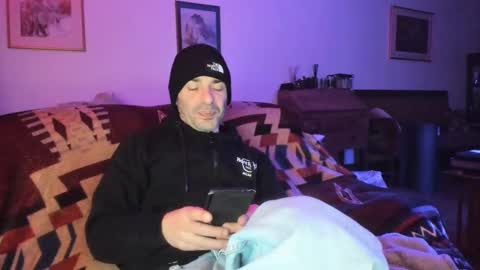 Snapshot of luckydrakex chatting on December 14, 9:46 pm Lucky online show from December 14, 9:46 pm