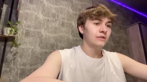 Ricky online show from January 14, 6:33 pm