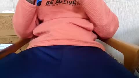 Snapshot of lucsbig61 chatting on January 12, 3:57 pm BIG dick online show from January 12, 3:57 pm