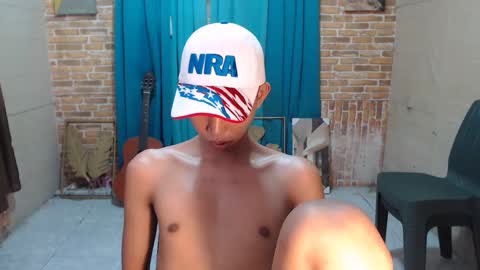 lui_the_fucker online show from March 23, 5:35 am