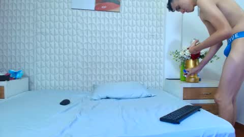 Snapshot of luigimarchetti chatting on October 14, 11:01 pm luigimarchetti online show from October 14, 11:01 pm