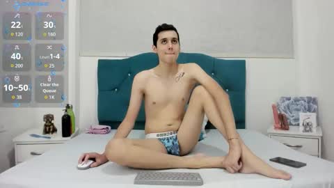 luigimarchetti online show from April 29, 8:59 pm