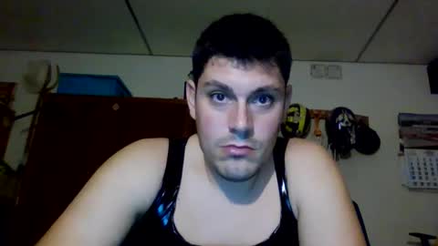 Snapshot of luis2423 chatting on September 30, 7:06 pm A slave to the mistress.. un esclavo para las amas dominantes. online show from September 30, 7:06 pm