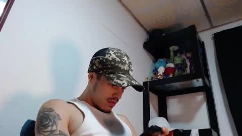 Luis AS online show from November 4, 1:01 pm