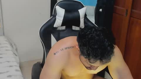 luis_baptista online show from December 20, 2:51 am