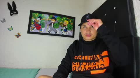 luisfernando01 online show from June 9, 2:35 am