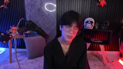 luixdust1 online show from October 23, 6:50 am