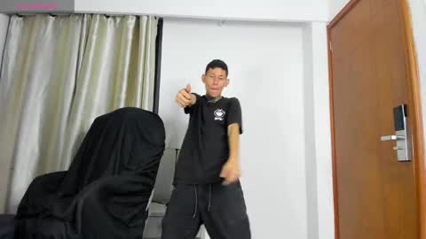 Snapshot of lujuriau_u chatting on September 19, 3:40 am lujuriau_u online show from September 19, 3:40 am