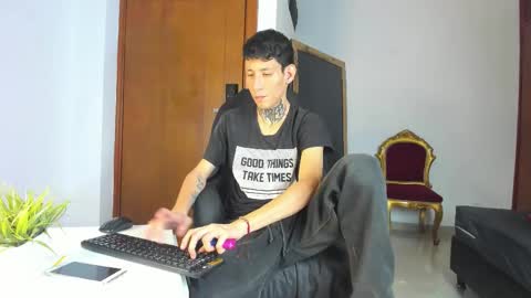 lujuriau_u online show from October 15, 4:31 am