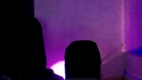 luk_me online show from March 23, 9:10 pm