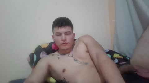 Snapshot of lukas2002alien622712 chatting on September 14, 12:12 am Lukas online show from September 14, 12:12 am