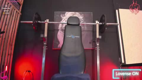 LUKE online show from April 29, 5:30 pm