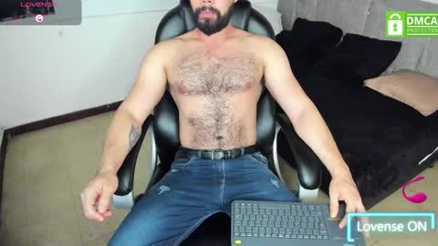 Snapshot of luke_diaz7 chatting on October 25, 4:36 am luke diaz7 online show from October 25, 4:36 am