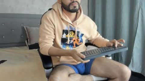 Snapshot of luke_diaz7 chatting on February 6, 12:00 am luke diaz7 online show from February 6, 12:00 am
