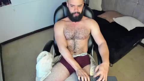 Snapshot of luke_diaz7 chatting on October 14, 6:31 am luke diaz7 online show from October 14, 6:31 am