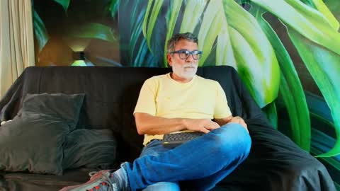 Luke Crews online show from February 2, 8:39 pm