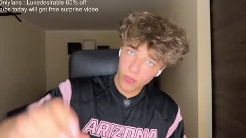 lukedesirable online show from May 14, 7:12 pm