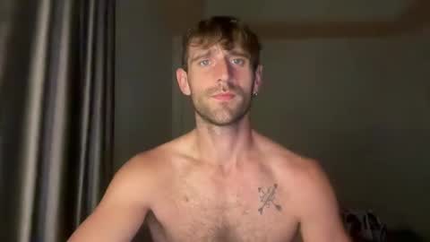 Snapshot of lukegunn22 chatting on September 22, 12:33 am MR. Luke Gunn online show from September 22, 12:33 am