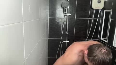 MR. Luke Gunn online show from March 5, 2:41 am