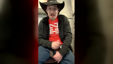 lukekibbe27 online show from February 23, 12:01 am