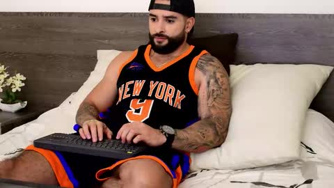 Snapshot of lukhass chatting on October 22, 2:37 am Lukhas f4f online show from October 22, 2:37 am