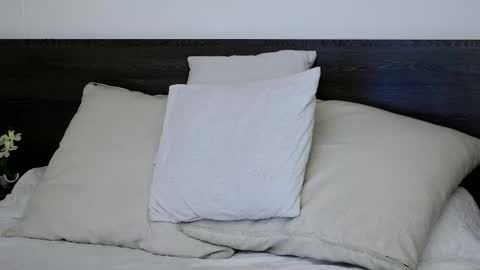 Snapshot of lukhass chatting on October 16, 1:57 am Lukhas f4f online show from October 16, 1:57 am