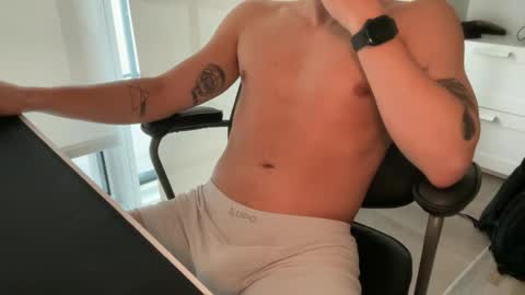 Luks online show from March 15, 11:44 pm