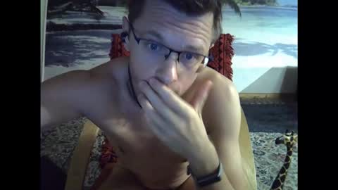 Snapshot of lumberjack_000 chatting on October 25, 8:32 pm Jack online show from October 25, 8:32 pm